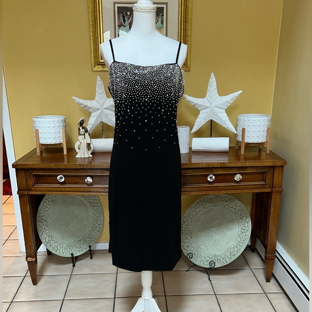 Express Women’s XL Pearl Rhinestone Embellished Bodice Sleeveless Black Dress